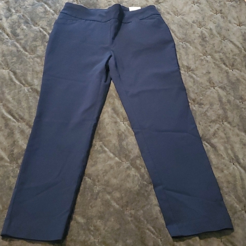 NWT Chico's Navy Perfect Stretch Pants